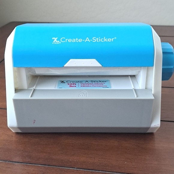 Xyron Create-a-Sticker DIY Custom Sticker And Label Maker - Picture 6 of 13